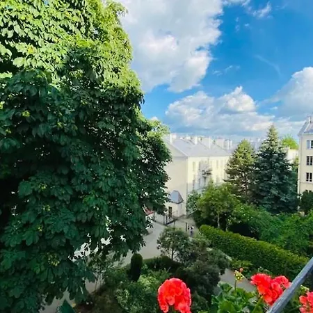 Centre Amazing View Apartment *